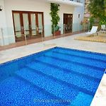 Luxury Colonial Home At Virrey Eslava