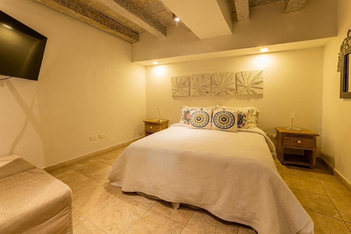 Luxury Colonial At Virrey Eslava