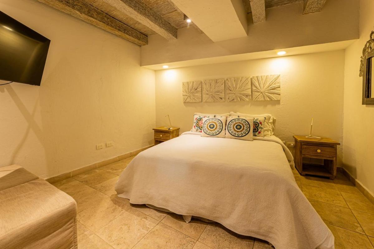 Luxury Colonial At Virrey Eslava